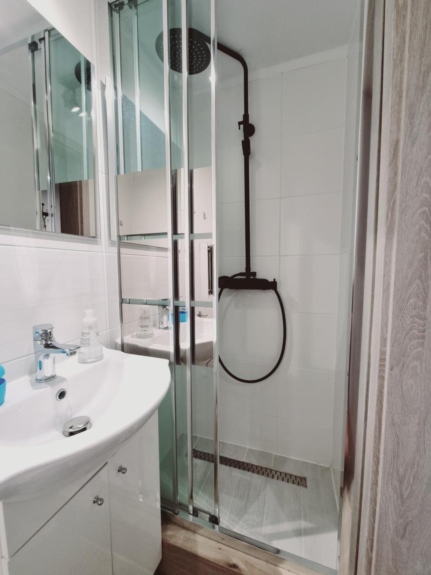 Apartament Paula Jelenia Góra Exteriör bild